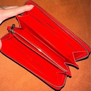 Authentic Louis Vuitton Zippy Organizer (Red Epi Leather)